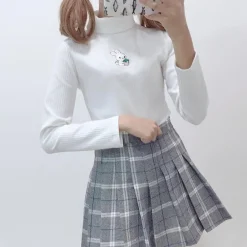 Baby Bun Turtleneck