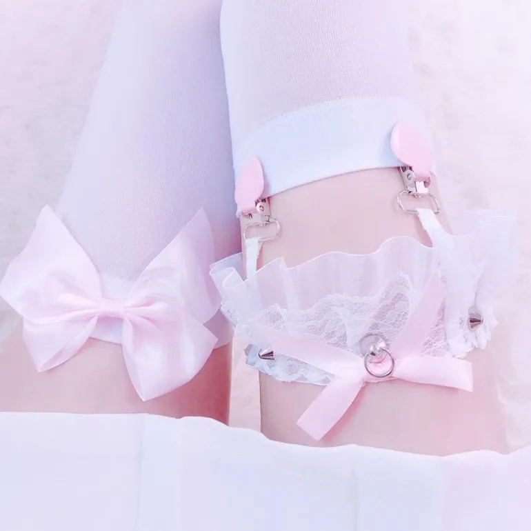 Babydoll Ruffle Garter Belt