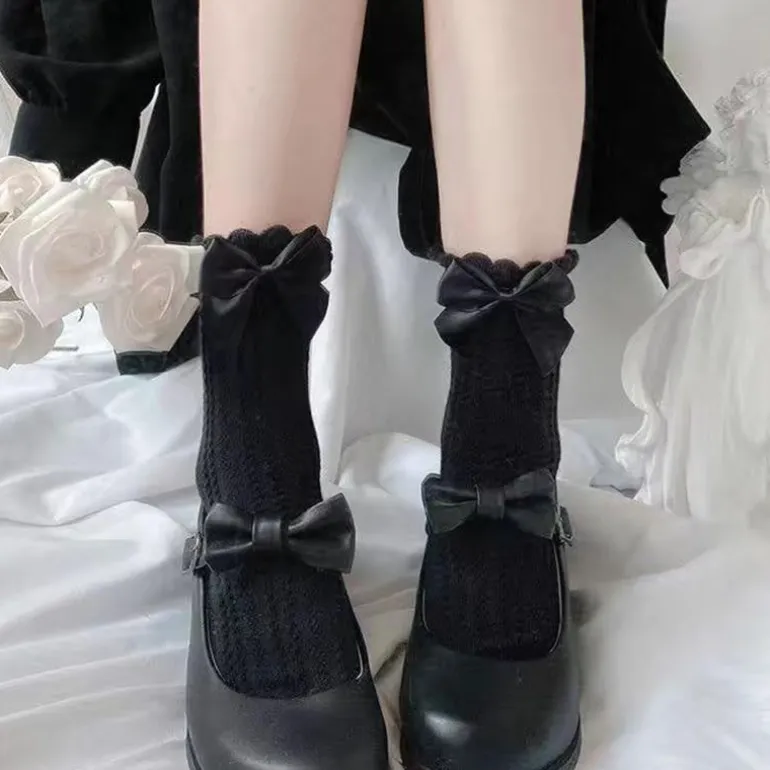 Berry Bow Ruffle Lace Socks