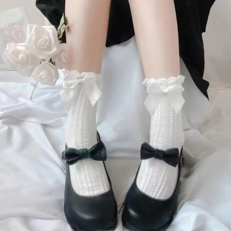 Berry Bow Ruffle Lace Socks