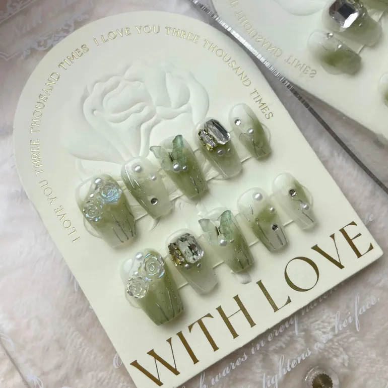 Butterfly Press-On Nails