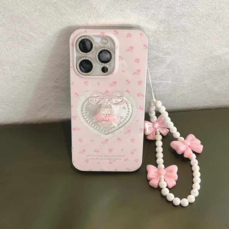 Cameo Kitty iPhone Case With Chain