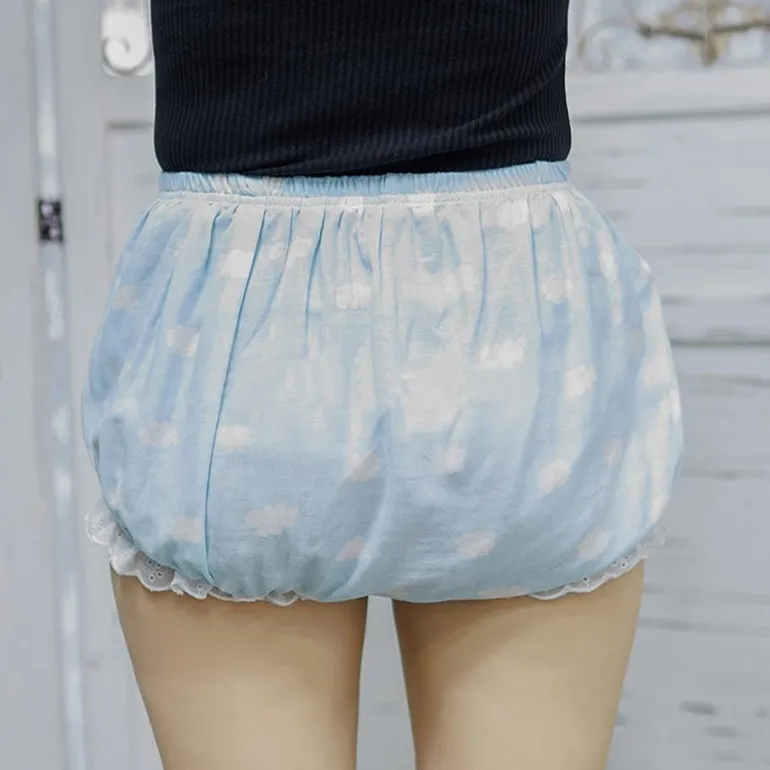 Cloudy Bloomers