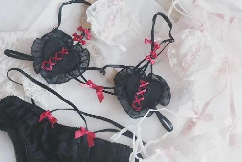 Corset Heart Lingerie Set