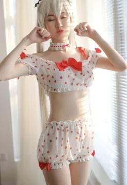 Country Strawberry Outfit