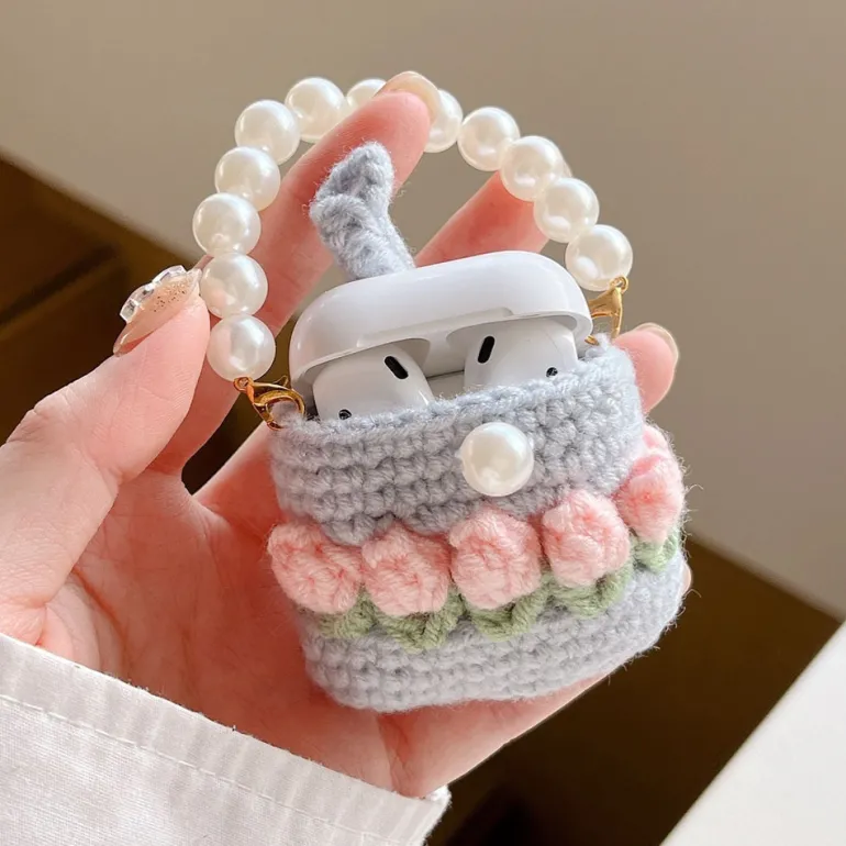 Crochet Tulip Airpods Case