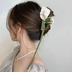 Dainty Floral Hair Claw Clip
