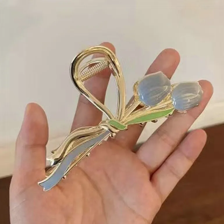 Dainty Floral Hair Claw Clip