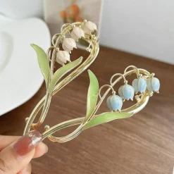 Dainty Floral Hair Claw Clip