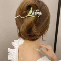 Dainty Floral Hair Claw Clip