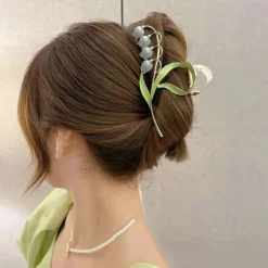 Dainty Floral Hair Claw Clip