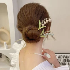 Dainty Floral Hair Claw Clip