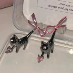 Dangling Kitten Earrings