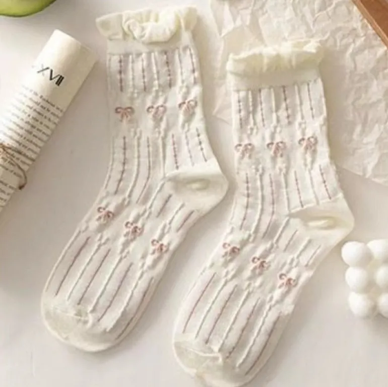 Dollette Floral Lace Socks