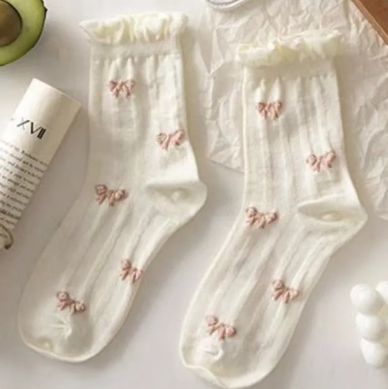 Dollette Floral Lace Socks