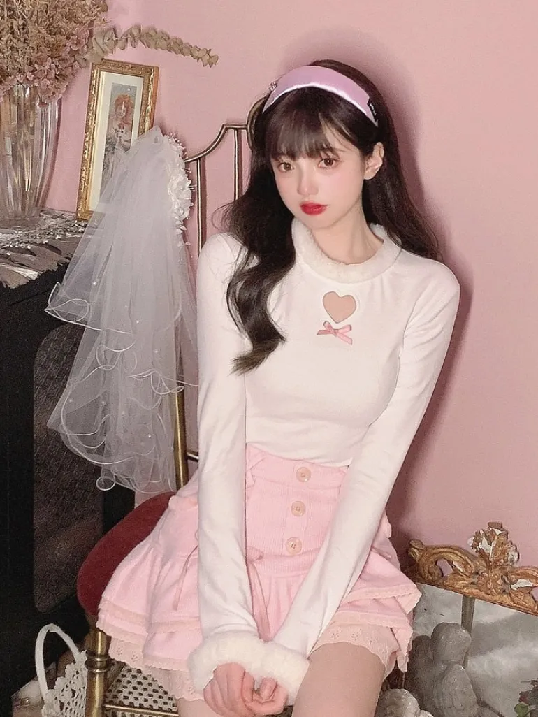 Dollette Skirt & Turtleneck Outfit