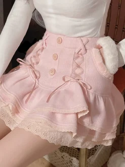 Dollette Skirt & Turtleneck Outfit