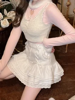 Dollette Skirt & Turtleneck Outfit