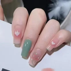 Dolly Press On Nails