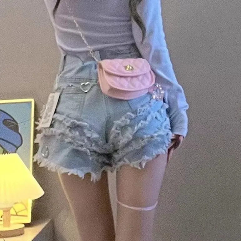 Frilly Denim Star Shorts And Chain