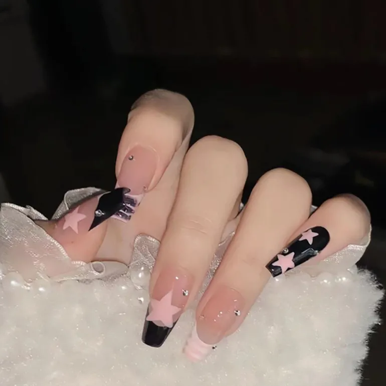 Goth Girl Press On Nails
