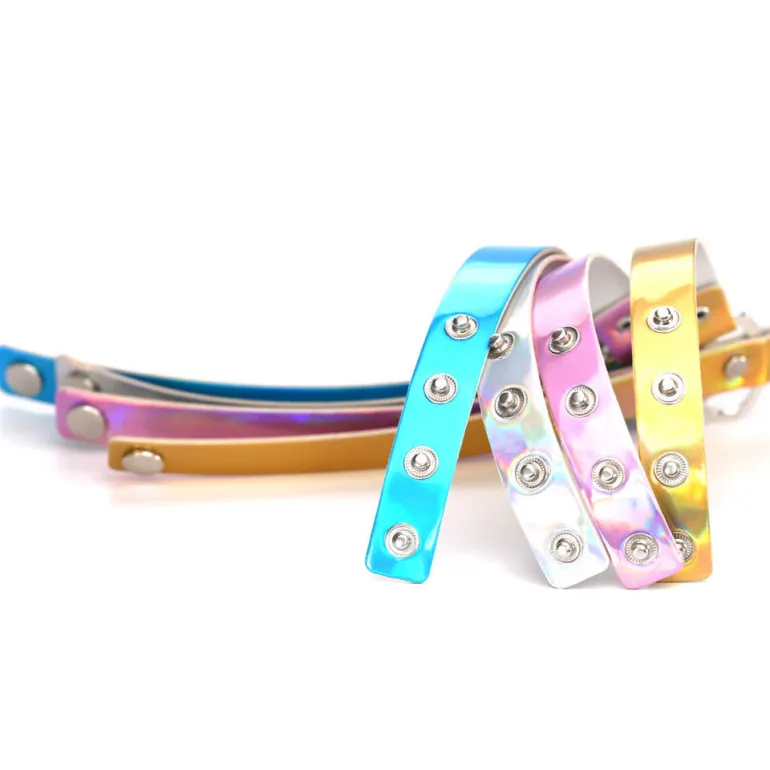 Holographic Chokers