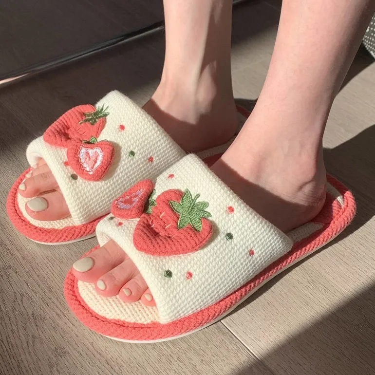 Knit Strawberry Slides