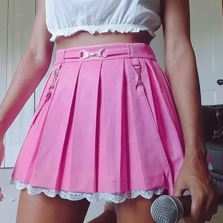 Lace Hemmed Pleated Skirt