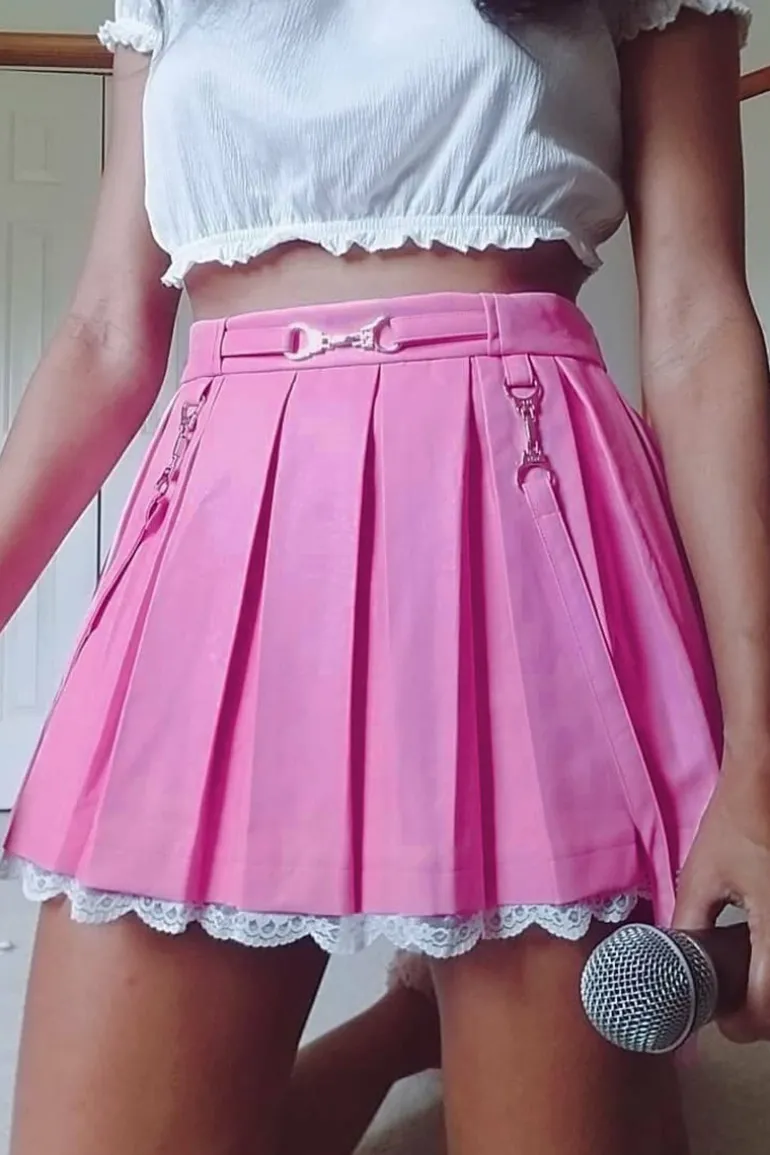 Lace Hemmed Pleated Skirt