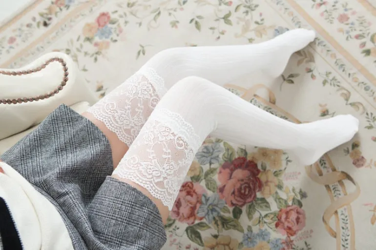Lady Lace Stockings
