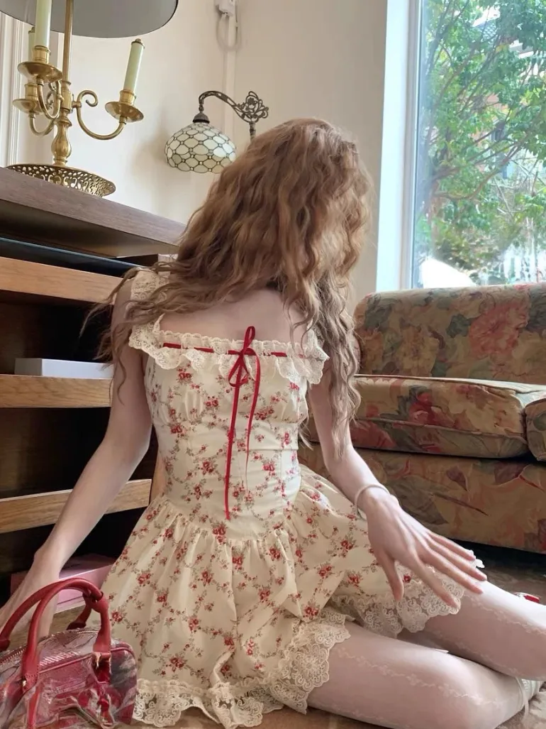 Lady Rosebud Outfit Set