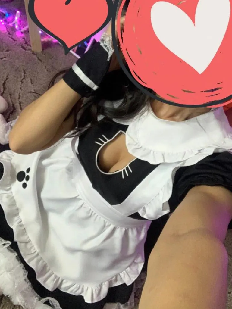 Neko Maid Cafe Cosplay