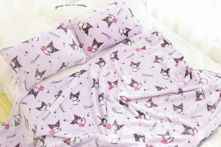 Pastel Goth Fuzzy Blanket Set