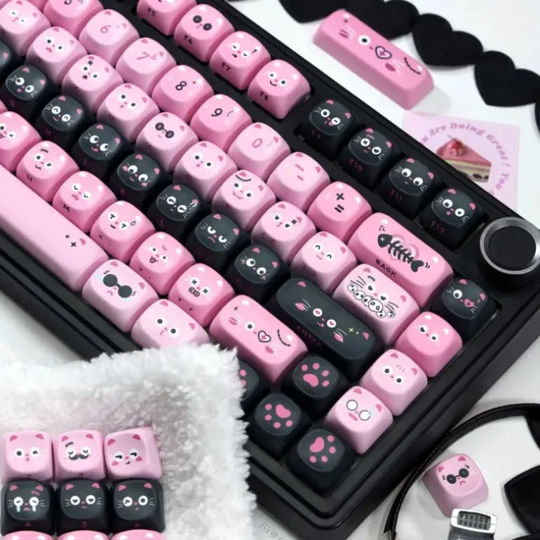 Pastel Goth Piggy Keycaps Set