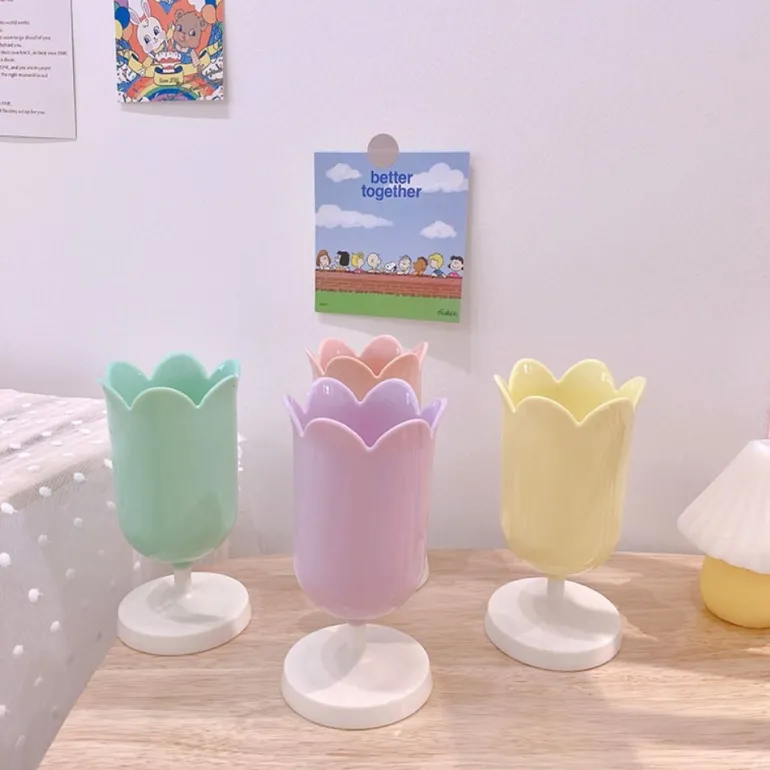 Pastel Tulip Pen Holder