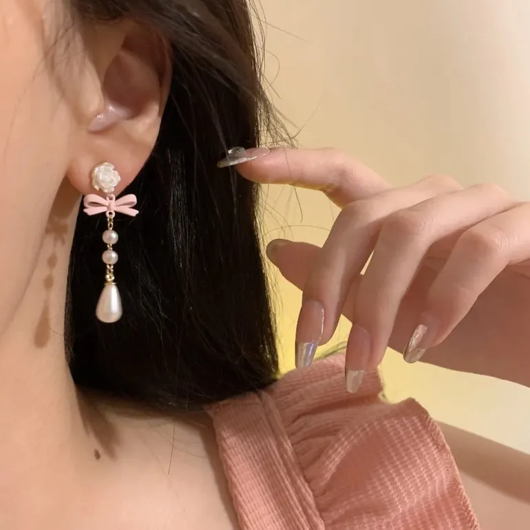 Pearls & Ribbons Earrings