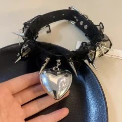 Pierce My Heart Collar