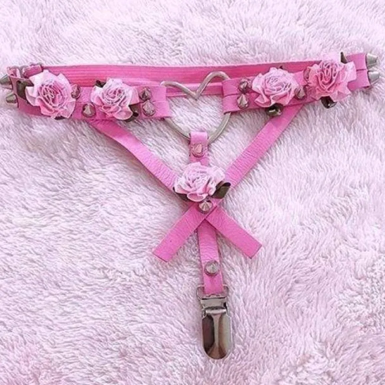 Rose Heart Garter