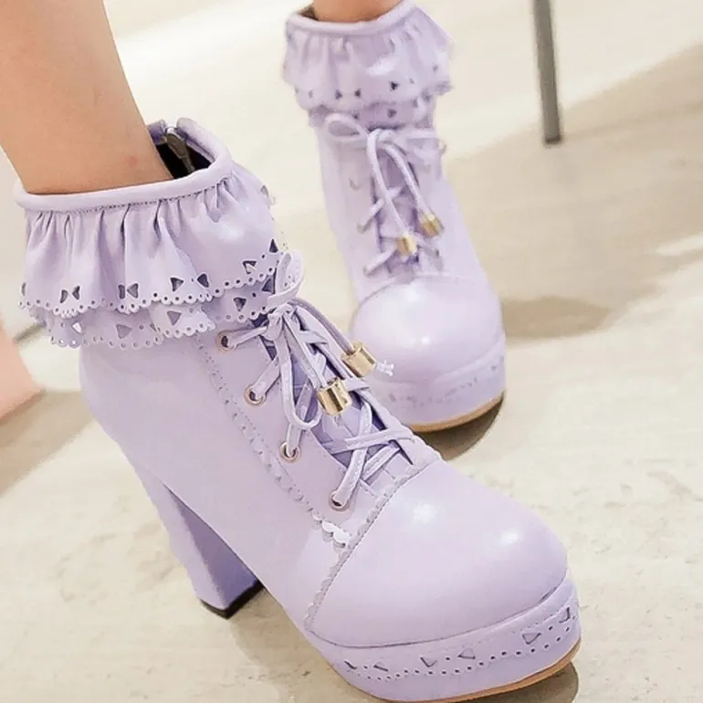 Ruffled Lace Booties