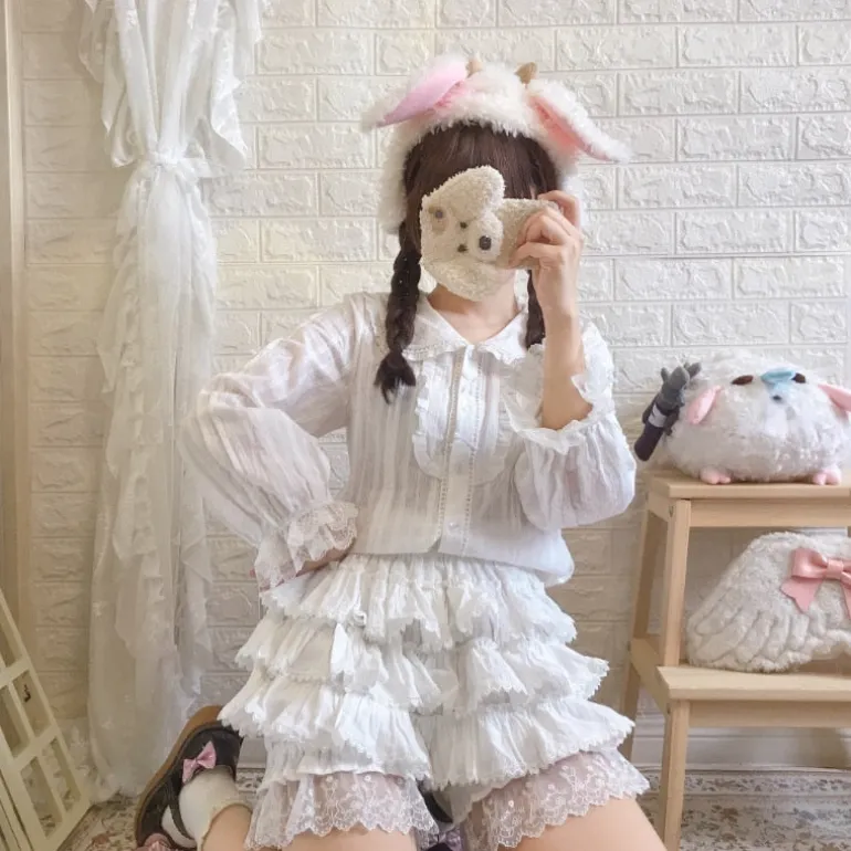 Ruffled White Bloomer Shorts