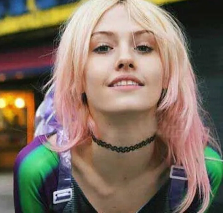 90s Choker