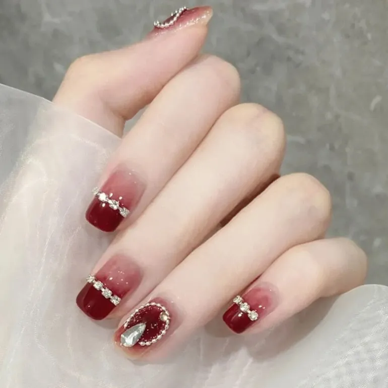 Short Angelic Press On Nails