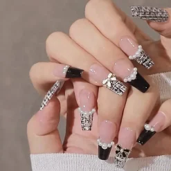Short Angelic Press On Nails
