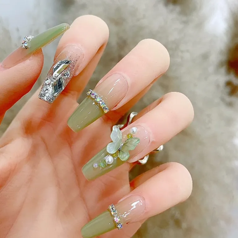 Short Angelic Press On Nails