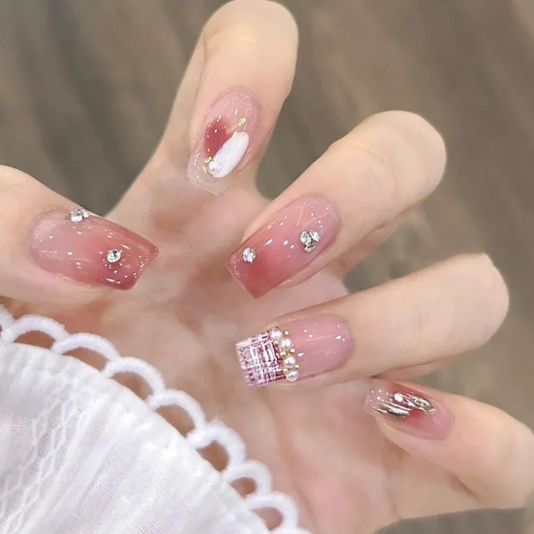 Short Angelic Press On Nails