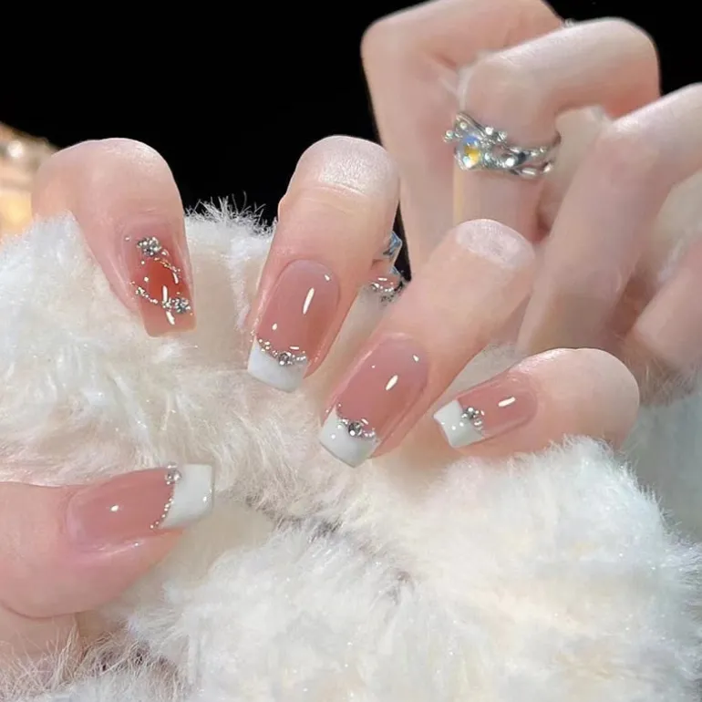 Short Angelic Press On Nails