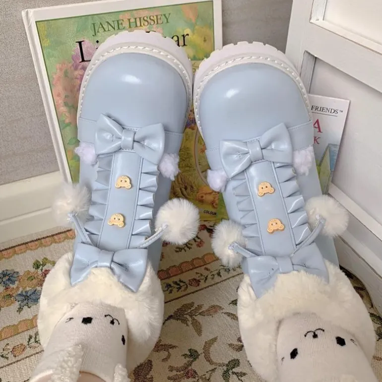 Snowy Bear Booties