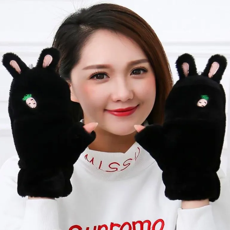 Strawbunny Plush Mittens