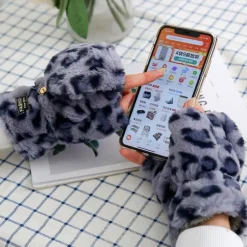 Strawbunny Plush Mittens