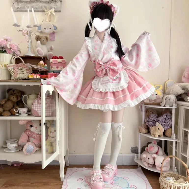 Sweet Strawberry Kimono